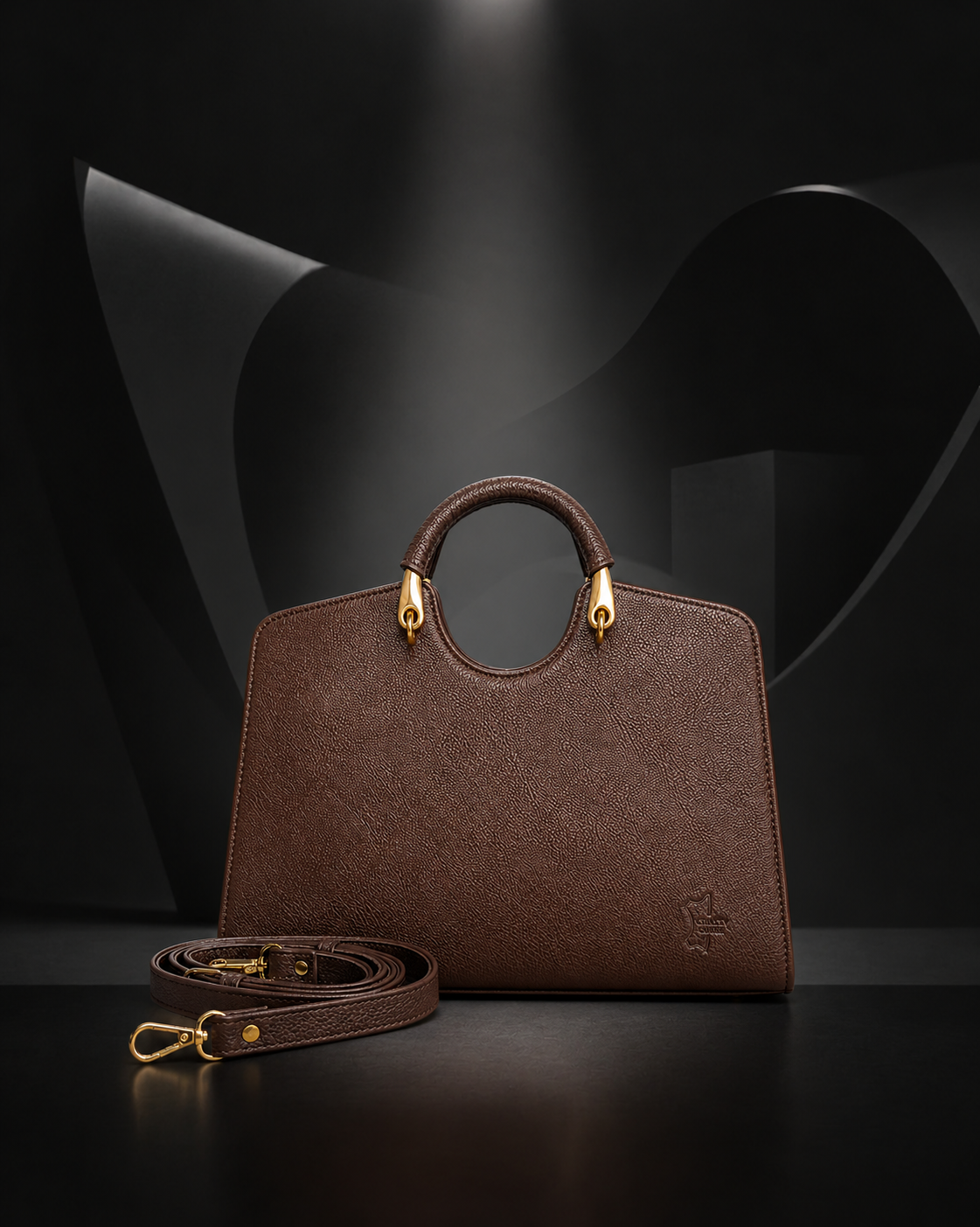 Crafty Cuire beige structured handbag